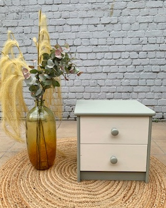 Meubel pimpen: Restyle café/open atelier - Foto